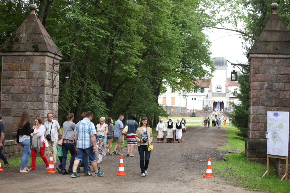 Foto: Novada svētki Jaungulbenē (papildināts)