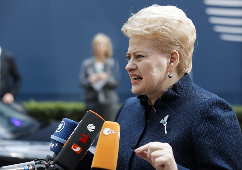 Grībauskaite: Lietuvas ministres skaidrojums par medībām ar Dūklavu rada diplomātisku saspīlējumu