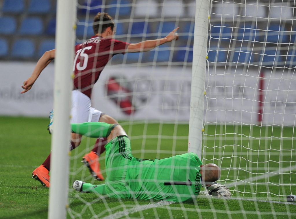 Latvijas futbola izlase pārbaudes spēlē uzvar Luksemburgu