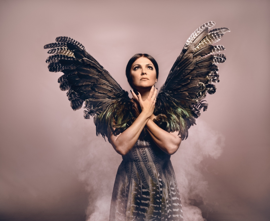 Atceļam diētu! Anna Ņetrebko izdod verisma opermūzikas albumu