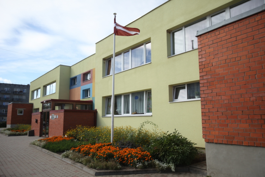 Neviens nesaņems mazāk