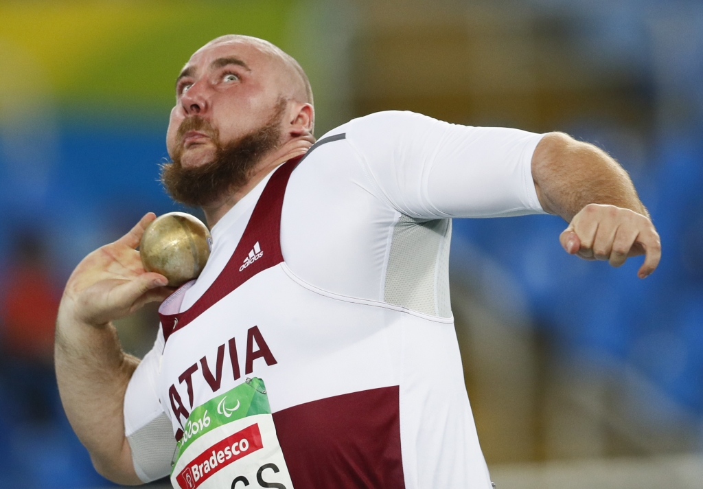 Lodes grūdējs Bergs Riodežaneiro paralimpiskajās spēlēs izcīna bronzu