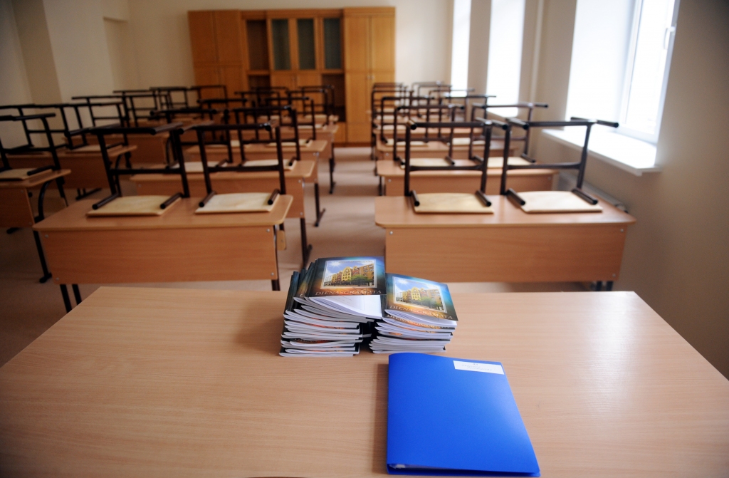 Sākumskolas likteni izšķir strīdos
