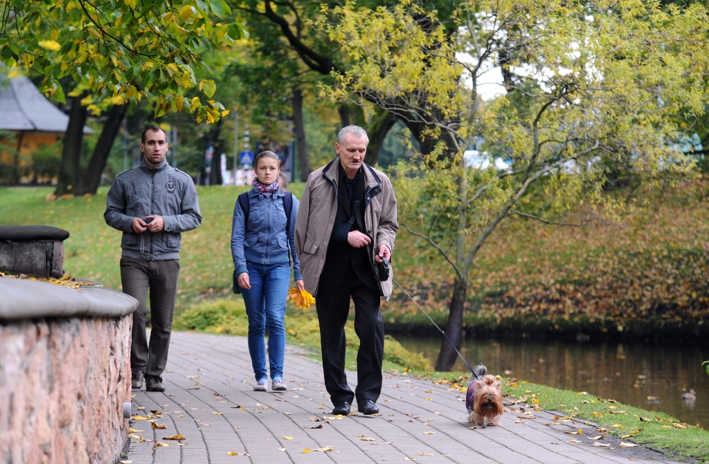 Ceturtdien Latvijā nokrišņu nebūs; gaiss iesils līdz +22 grādiem