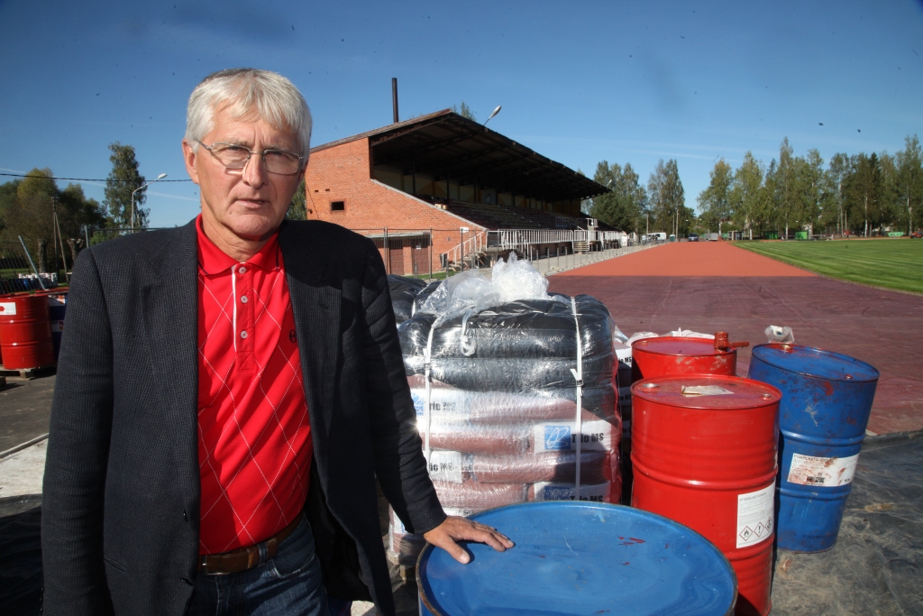 Jaunu tribīņu būve vai rekonstrukcija