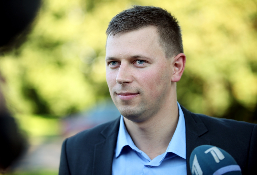 LPF skandāls: Kaķa prombūtnē peles danco