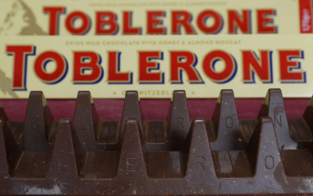 Brexit dēļ Lielbritānijā samazina Toblerone šokolādes izmērus