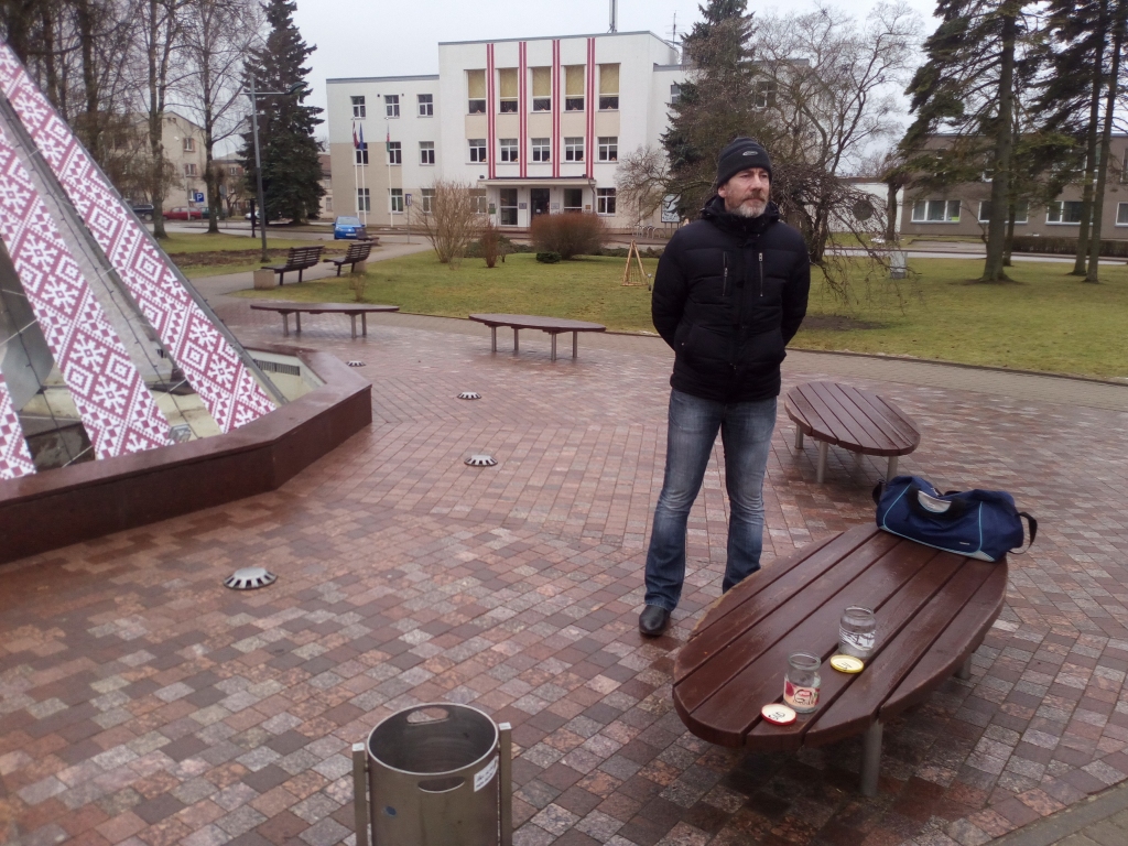 Piketēja viens pats