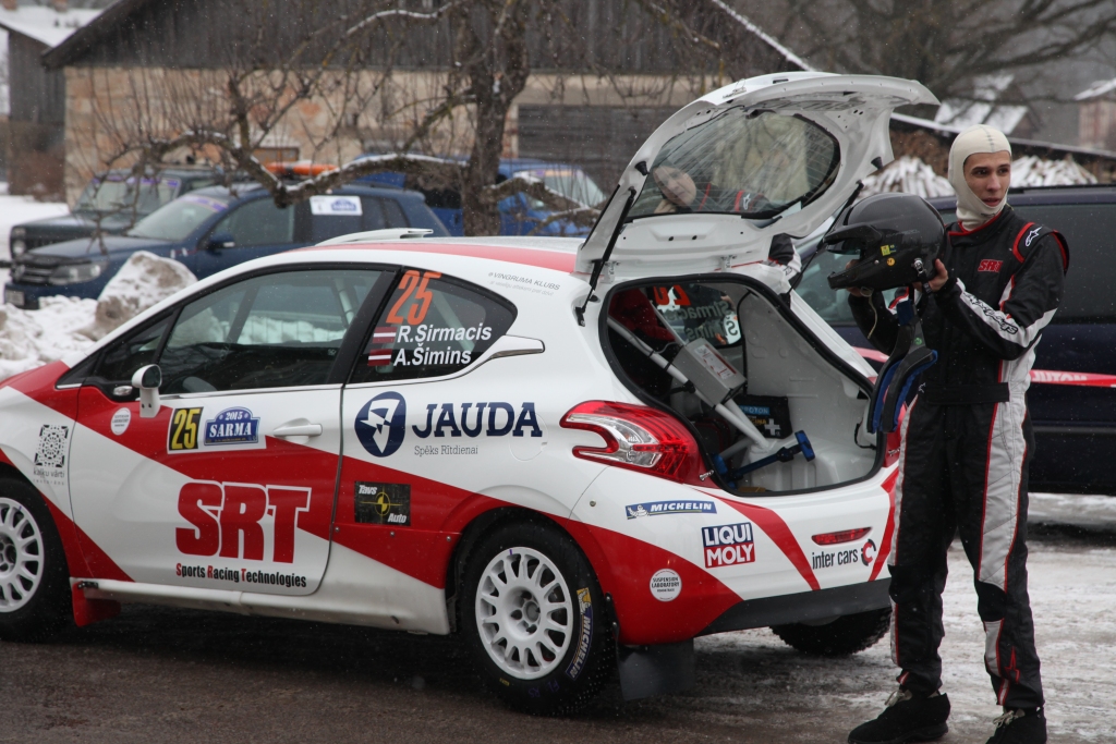Alūksnes rallijā - ap 100 ekipāžām
