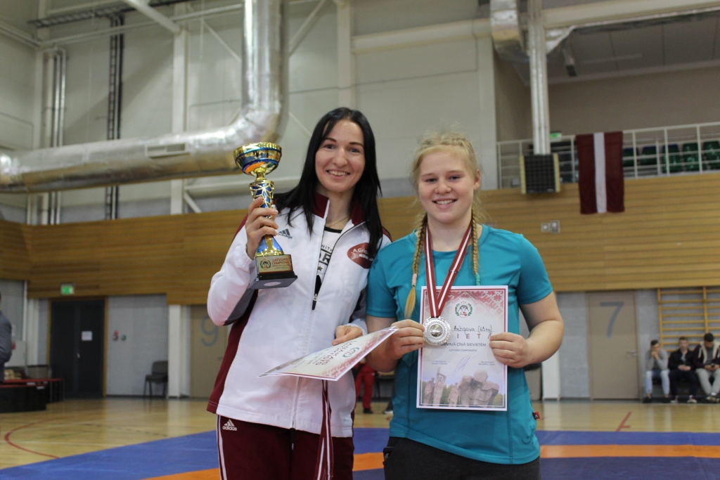 Alīna Antipova - otrā aiz olimpietes