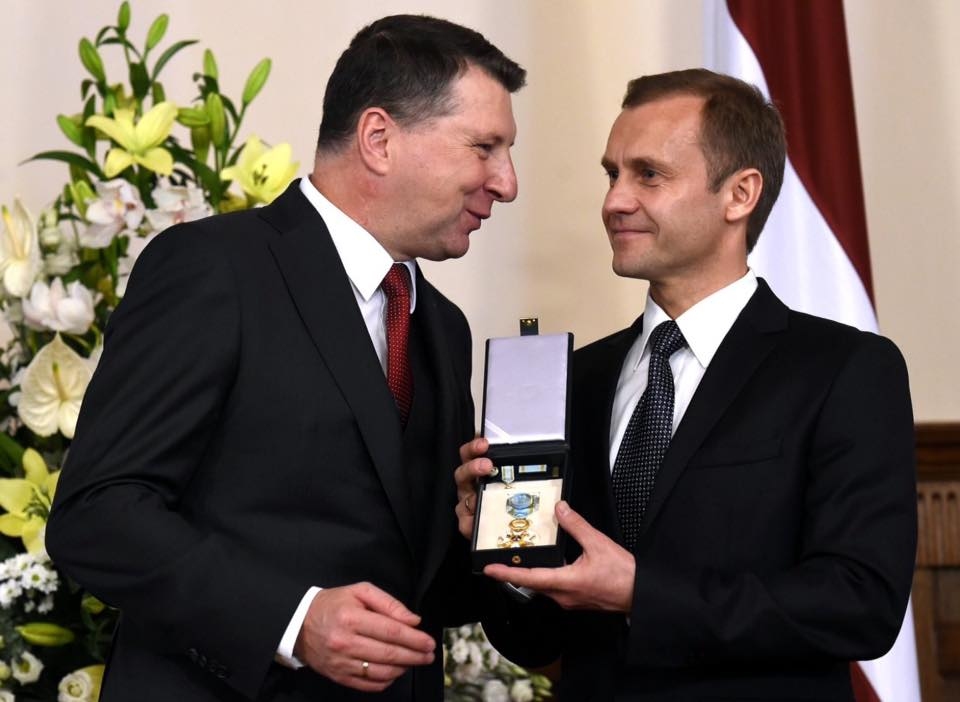 Novadnieks Uldis Anže saņem Triju Zvaigžņu ordeni