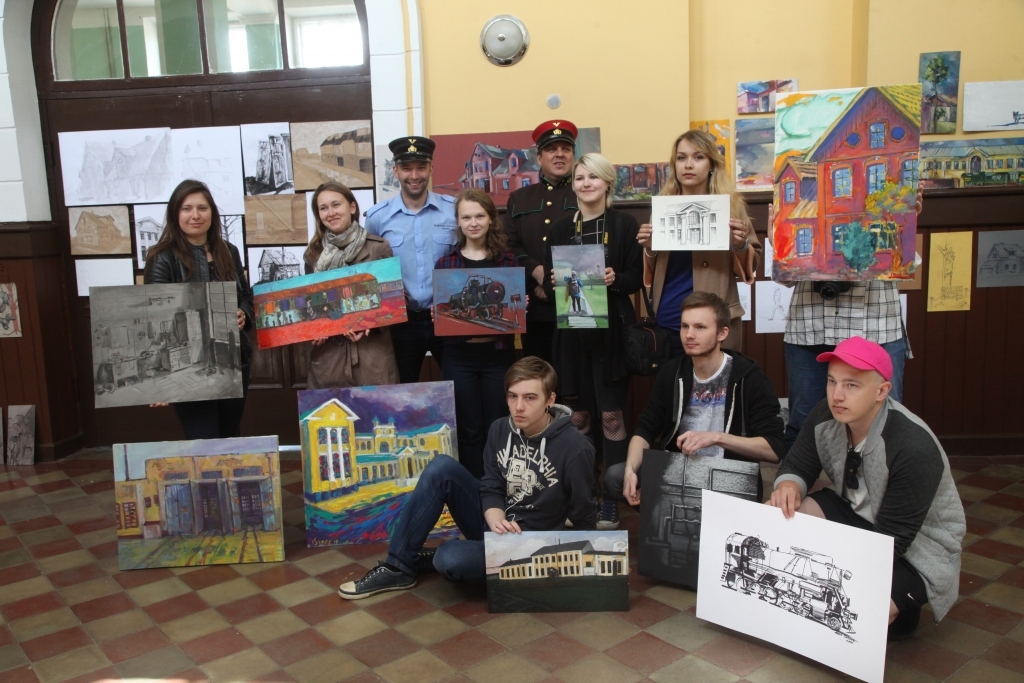 Topošie mākslinieki plenērā glezno bānīti