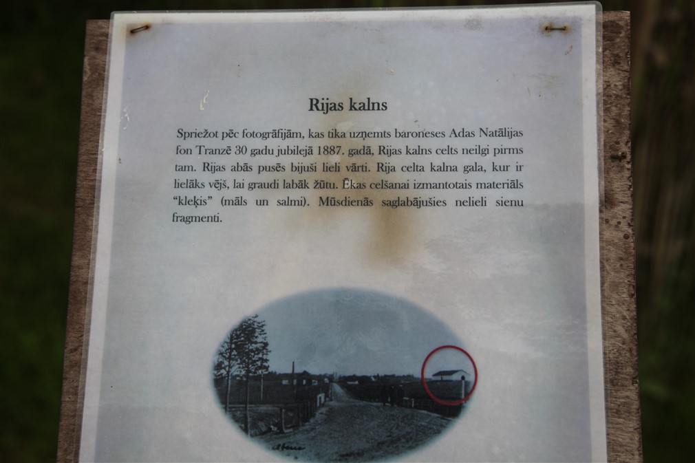 Jaungulbenē ar dziesmām atklāj Rijas kalnu