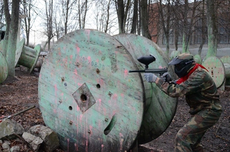 Spēles dzimšanas dienā ar GUNSnLASERS