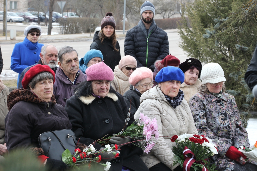 Piemin vienu no nežēlīgākajām dienām