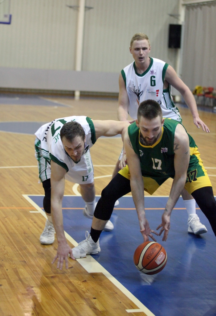 Izšķirošā cīņa par iekļūšanu pusfinālā starp "Gulbenes Buki/BJSS" un "Kandava/COMPOR" vienībām