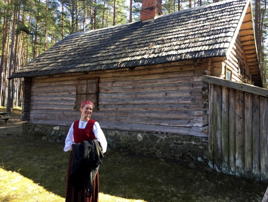 1.maijā aicina doties uz Brīvdabas muzeju godināt Lejasciema podnieka darbnīcu-cepli "Čipati"