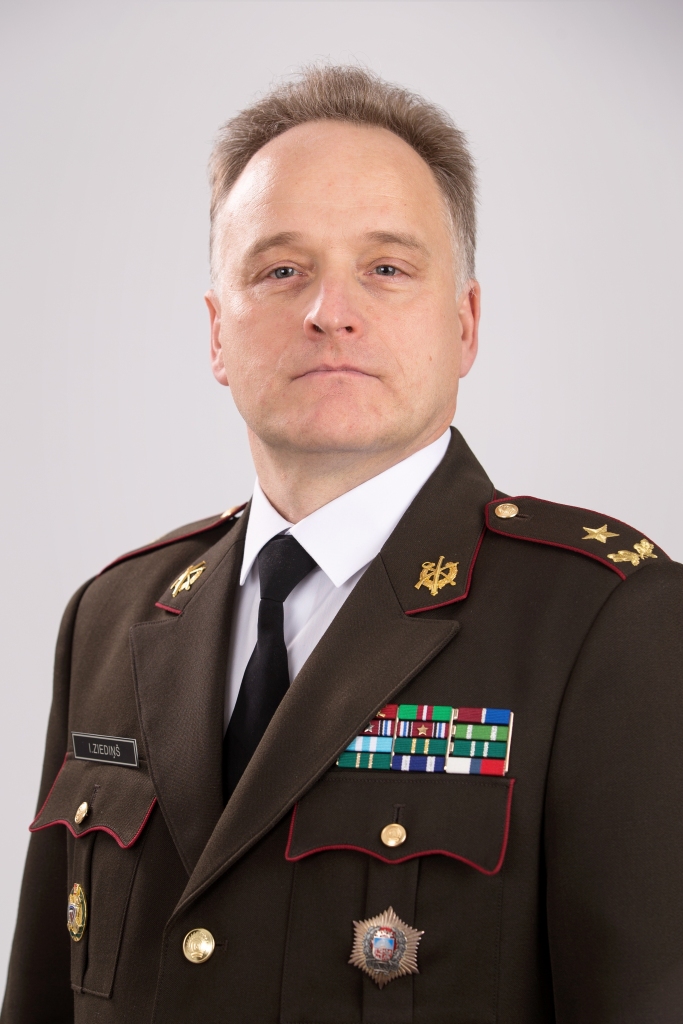 Ar stipru gara spēku