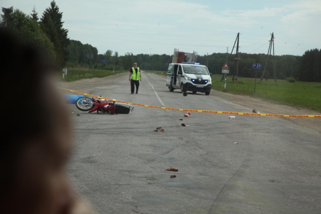 Lizuma pagastā transportlīdzekļu sadursmē iet bojā vīrietis