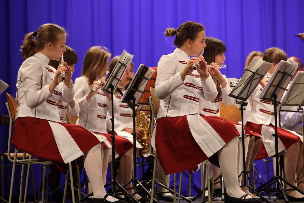 Veiksmīgi muzicē Latvijas pūtēju orķestru konkursā