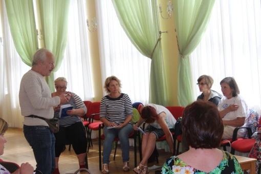 Pilnveido prasmes režijā un aktiermeistarībā