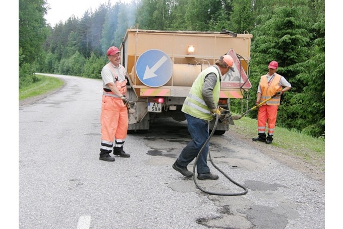 Rīko iepirkumu ielu uzturēšanas darbiem