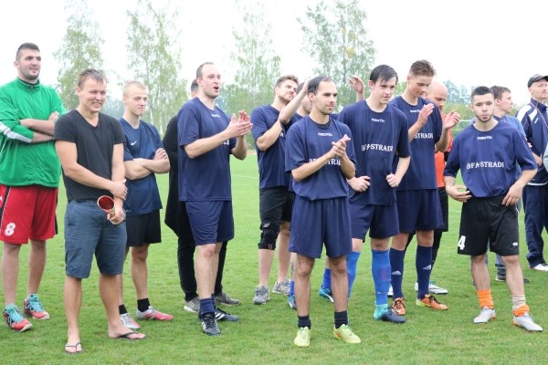 Novada čempionātā minifutbolā uzvar Stradu komanda