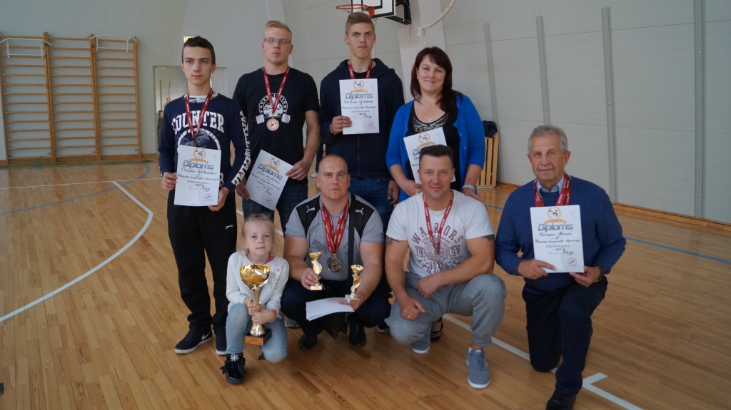 Cīņa par Latvijas kausu vēl turpinās