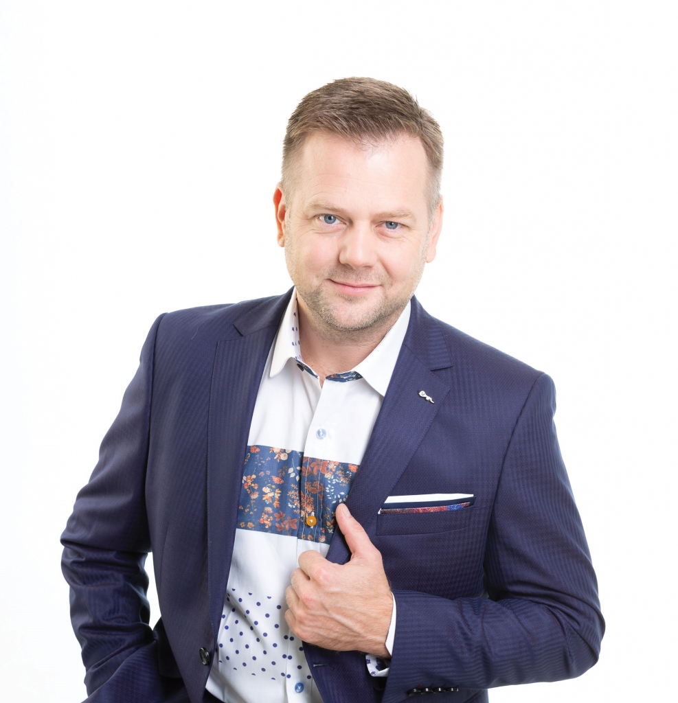 “Katram laikam ir savs šarms”