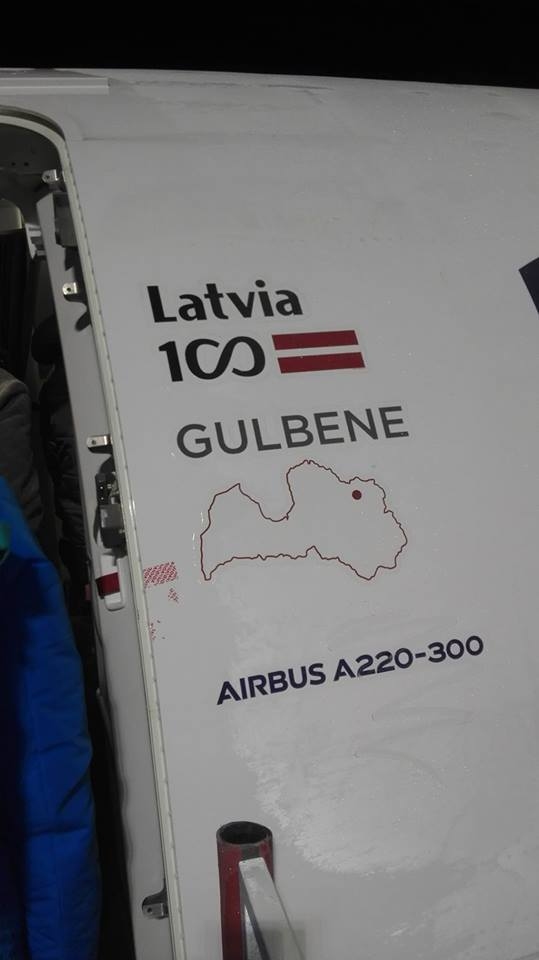 "Airbus A220-300" lidmašīnu nosauc arī Gulbenes vārdā