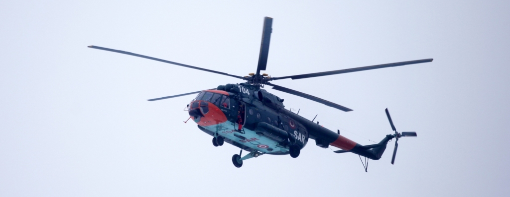 Bruņotie spēki aicina sabiedrību atbildīgi izturēties pret helikopteru pārlidojumiem