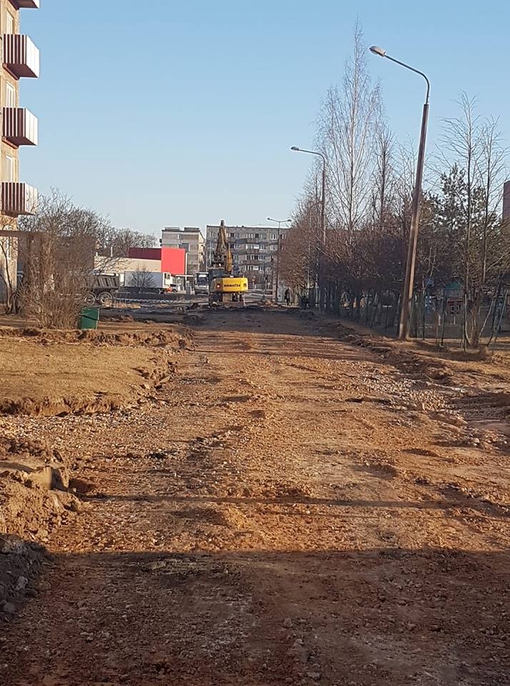 Atjauno brauktuves Nākotnes ielas daudzdzīvokļu māju masīvā