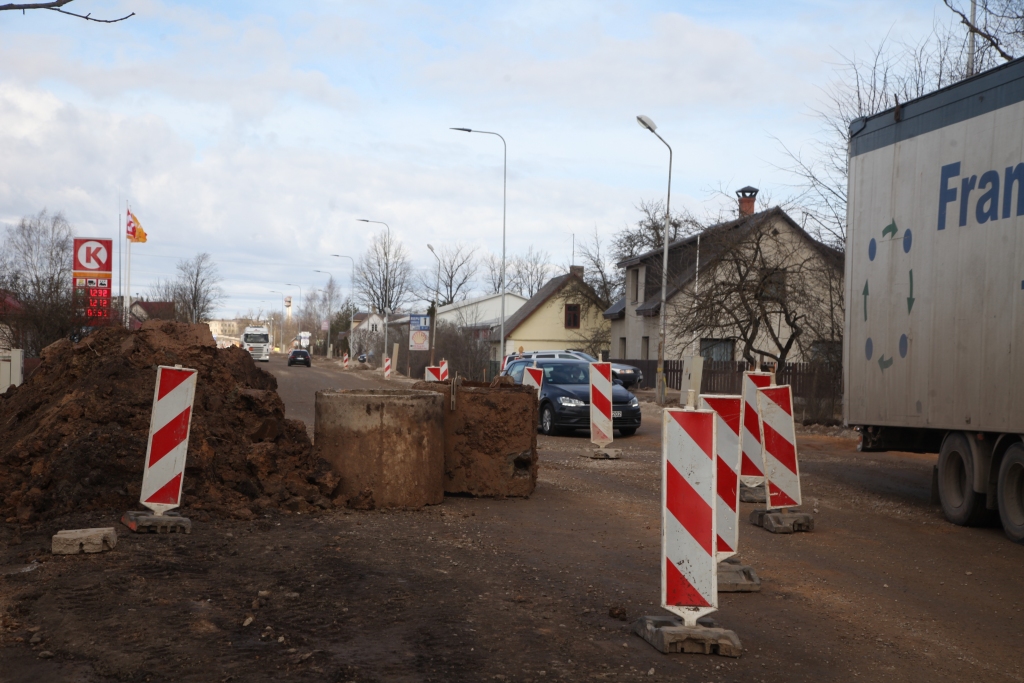 Satiksmei slēdz Brīvības ielas posmu no rotācijas apļa līdz Zvaigžņu ielai
