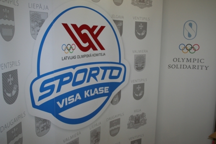 Sākas pieteikšanās Latvijas Olimpiskās komitejas programmai "Sporto visa klase"