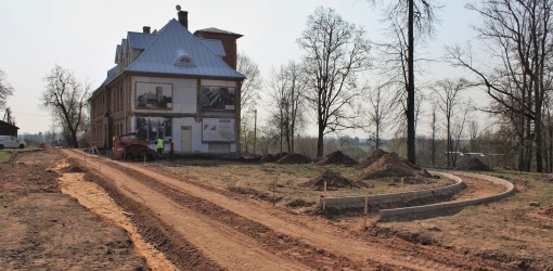 Sarkanās pils teritorijā notiek būvdarbi