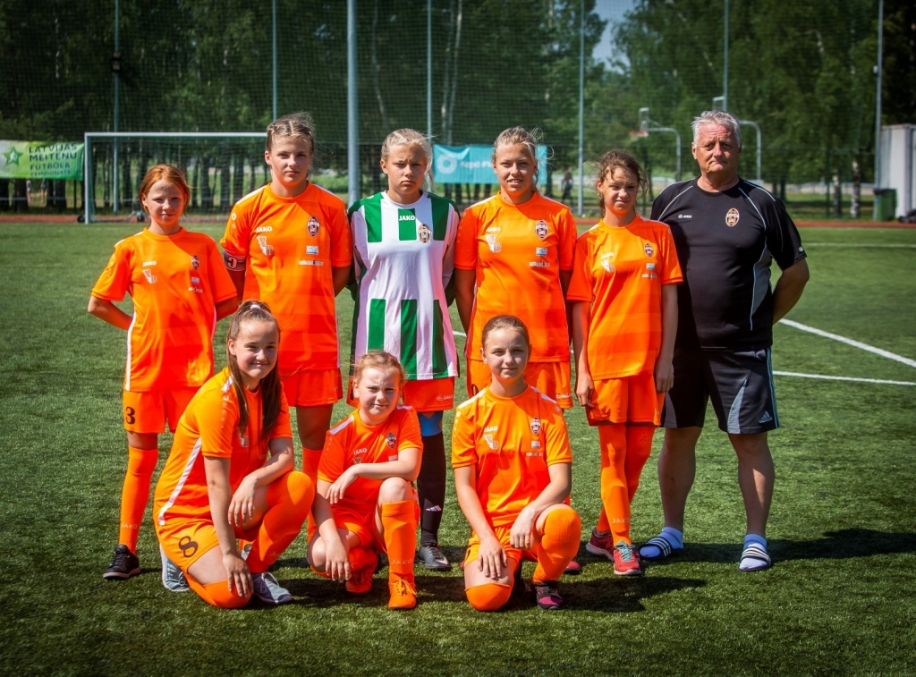 Futbols: FB "Gulbene" U-14 grupas meitenes aizvada kārtējās spēles
