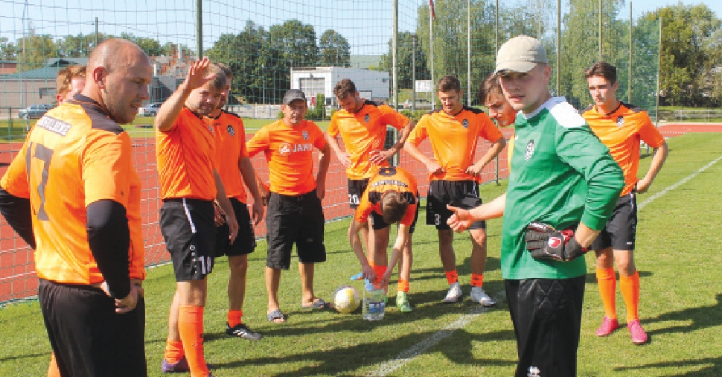 Futbola čempionātā uzvar Jaungulbene
