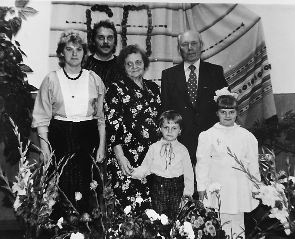 Puse mūža – vienā  darbavietā
