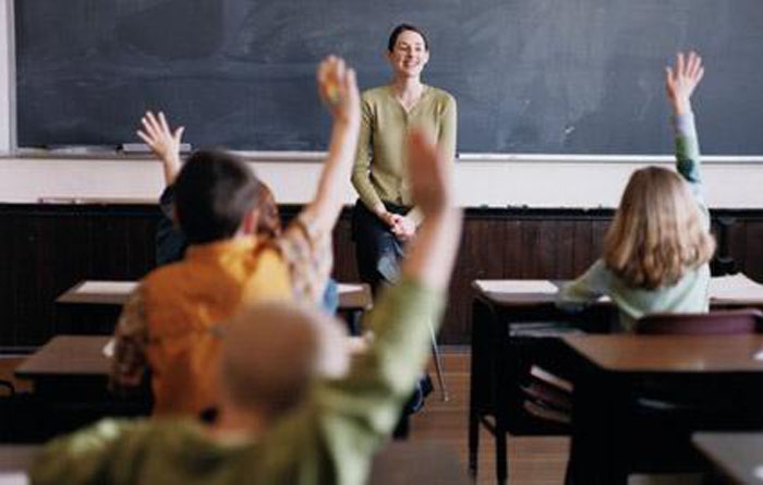 Tiešsaistes zibakcijā mudinās novērtēt pedagogu profesijas nozīmi