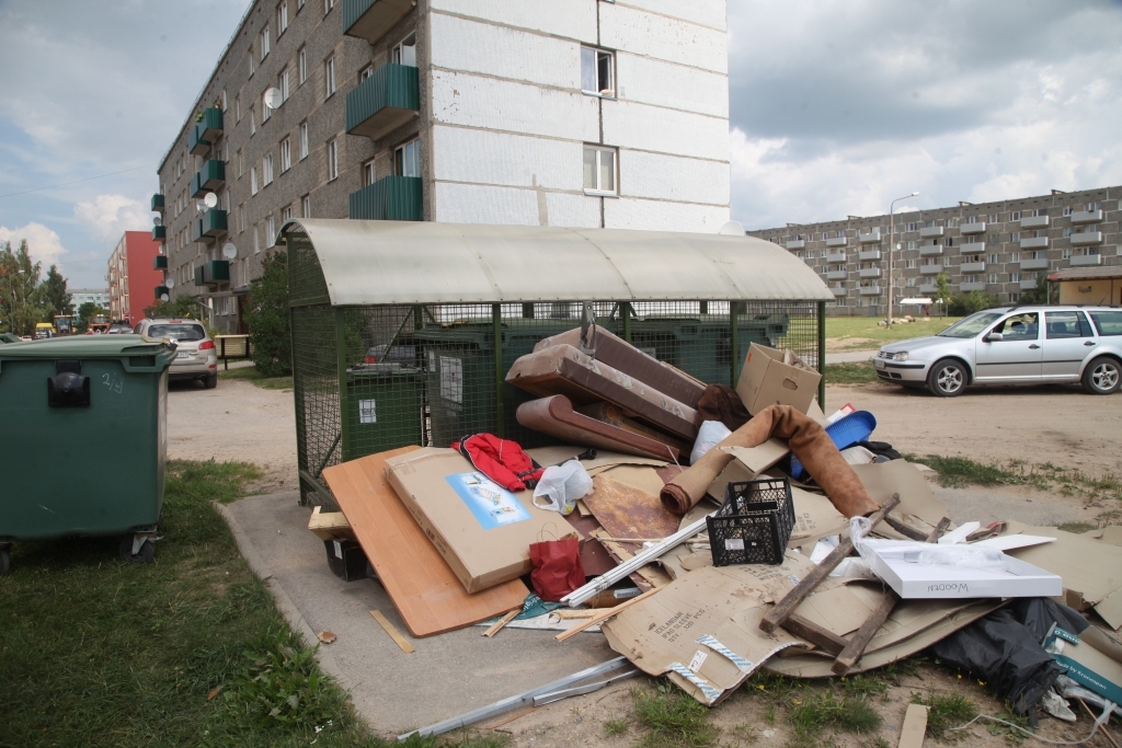 Aicina piedalīties aptaujā par nešķiroto sadzīves atkritumu izvešanas prasībām