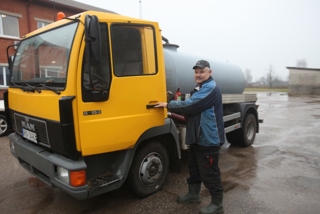 Deputāti grib, lai lētāk pašvaldībai un iedzīvotājiem