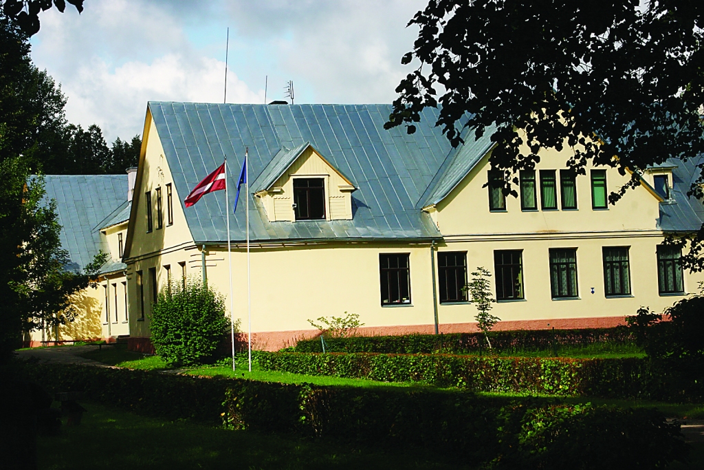 Sāks rīkoties, lai pārdotu slēgtās skolas