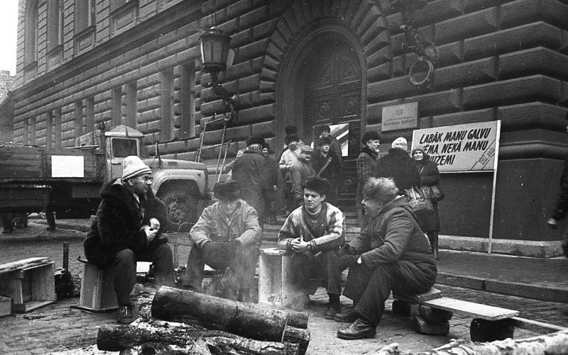 Latvijas Okupācijas muzejs aicina uz bezmaksas nodarbību par 1991. gada janvāra notikumiem