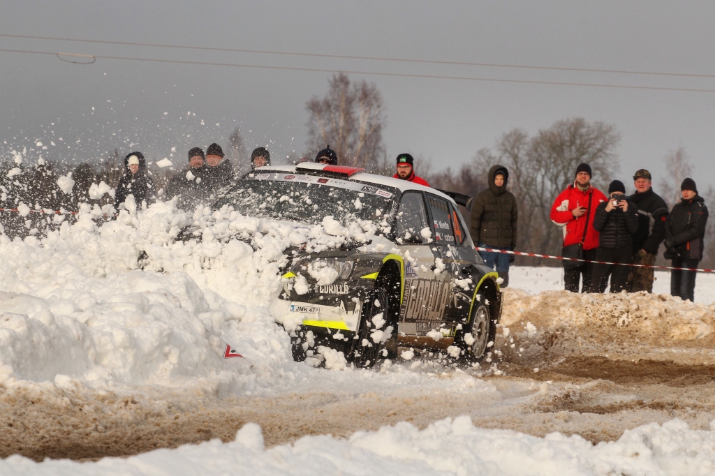 Autosports: ralliju "Sarma 2020" pieviļ ziema, rallijs tiek atcelts