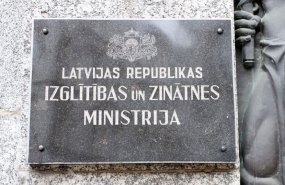 Vienoti pret mobingu - mazinās skolās esošo emocionālo un fizisko vardarbību