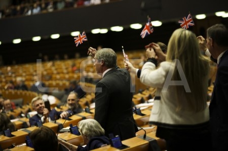 Eiropas Parlaments ratificē breksita vienošanos