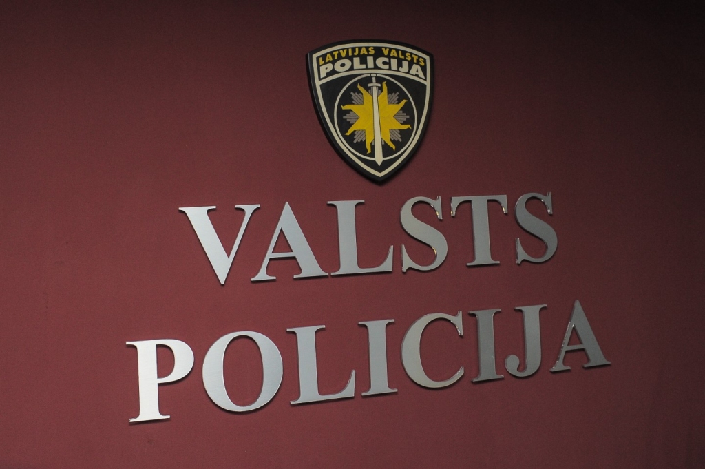 Policija šonedēļ veikusi procesuālas darbības vairākās Latvijas bankās