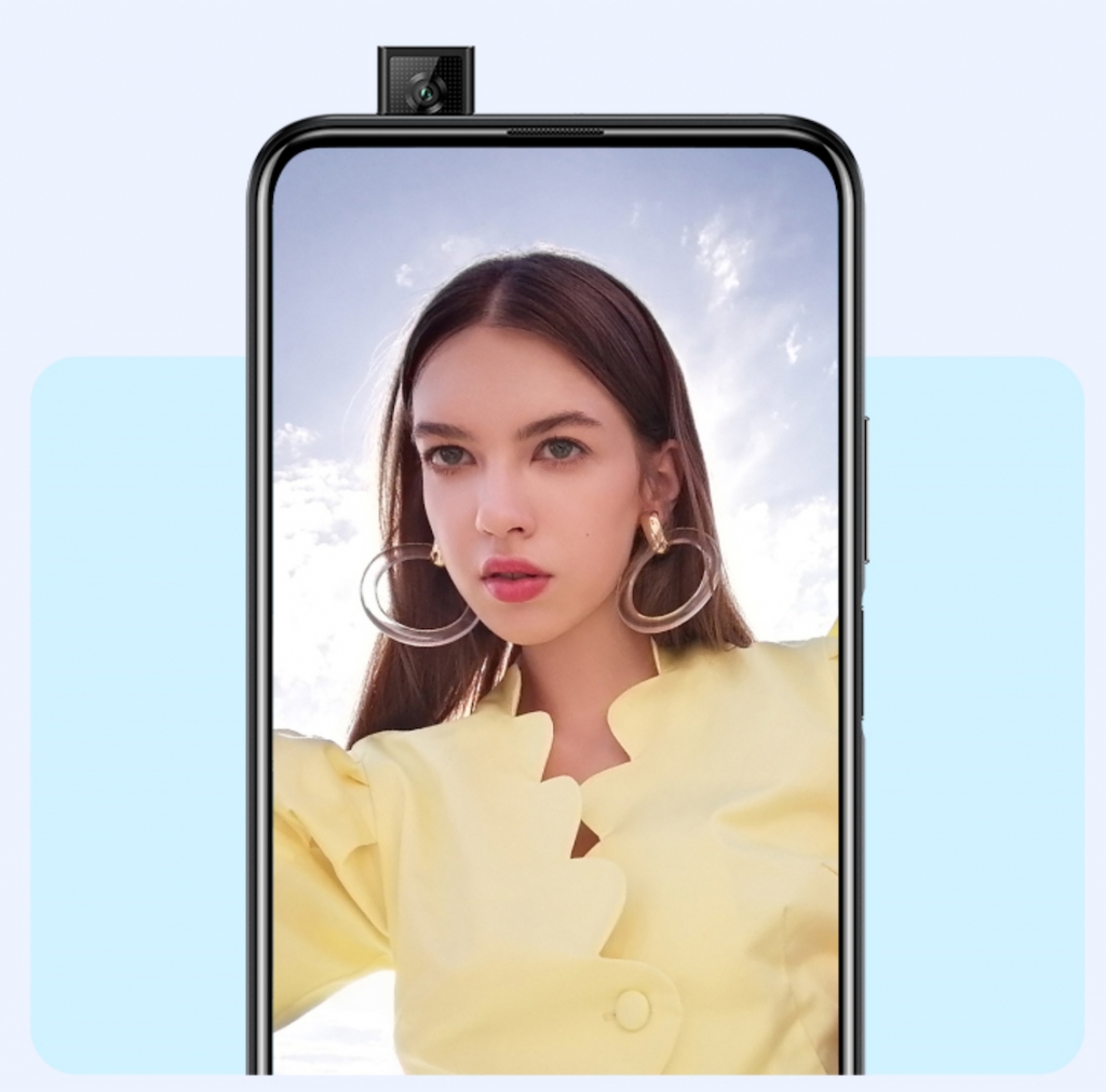 "Selfijs" jeb pašbilde ir cilvēka identitātes izpausme