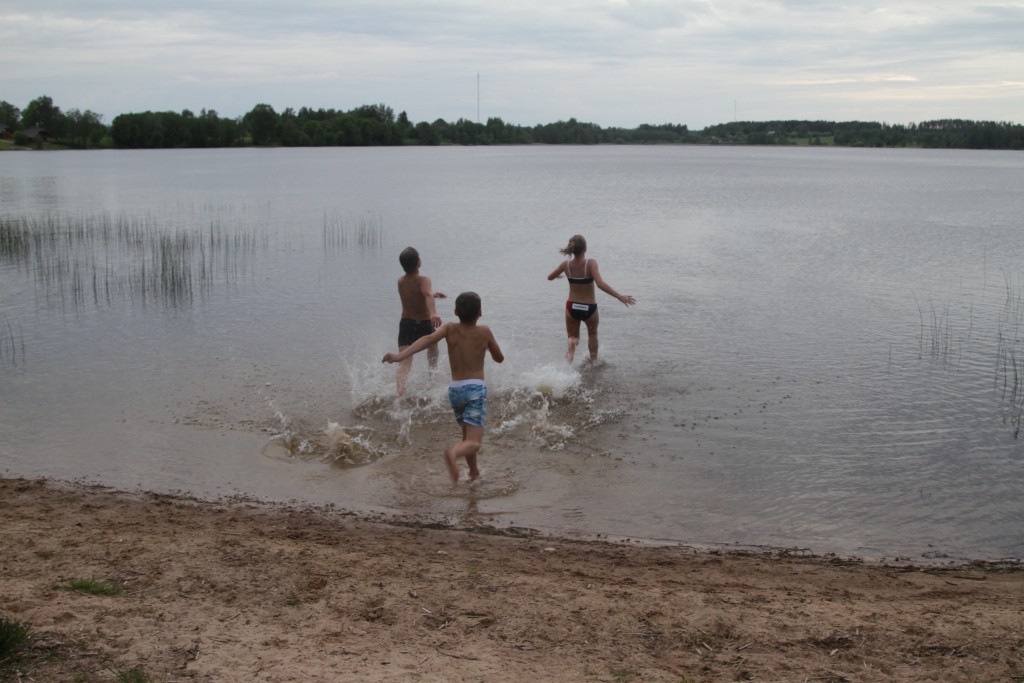 Ir sākusies jaunā peldsezona