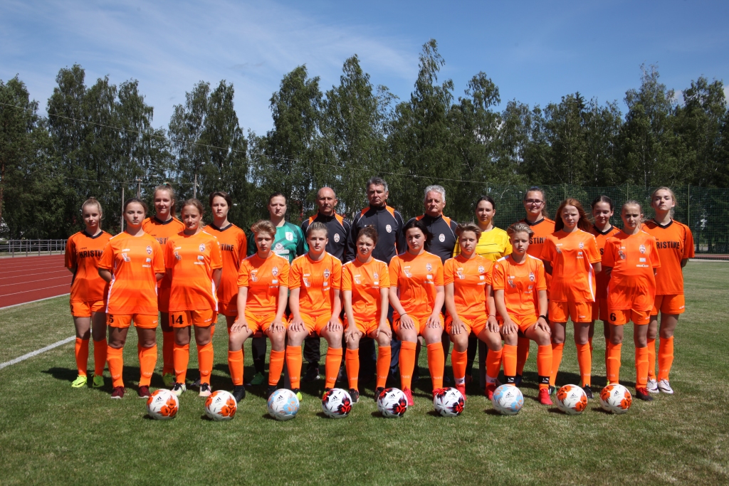 Gulbenes futbolistes aizvada pirmo spēli